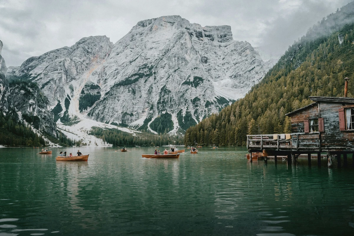 Trekking Dolomites - Lago di Braies Circuit